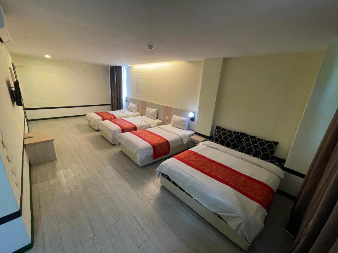 N&L Hotel Kuala Terengganu Esterno foto