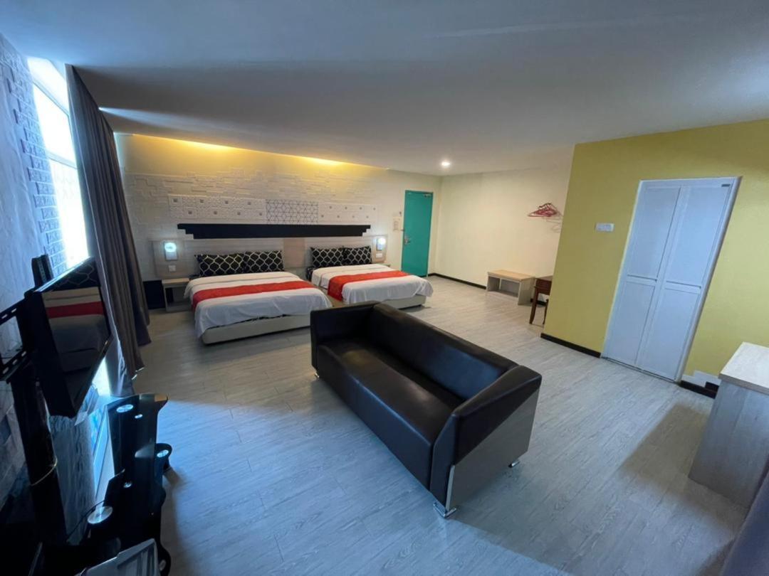 N&L Hotel Kuala Terengganu Esterno foto